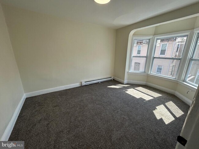 Building Photo - 35 N Hartley St