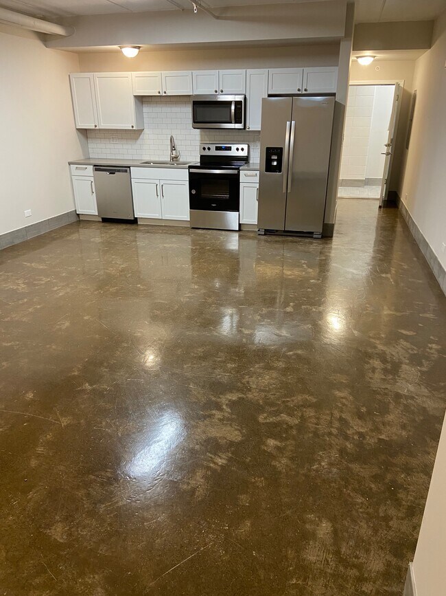 Foto del edificio - 175 S McHenry Ave