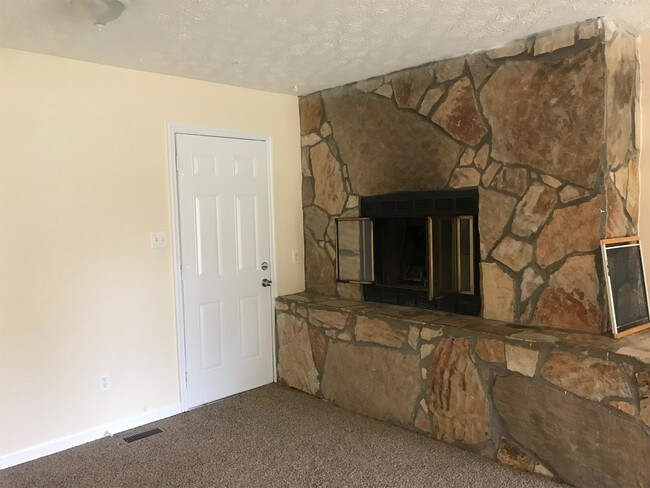 Building Photo - 1614 Morgan Dr