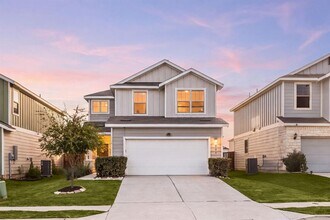 Building Photo - 329 Green Egret Wy