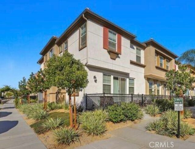 Building Photo - 40302 Calle Real