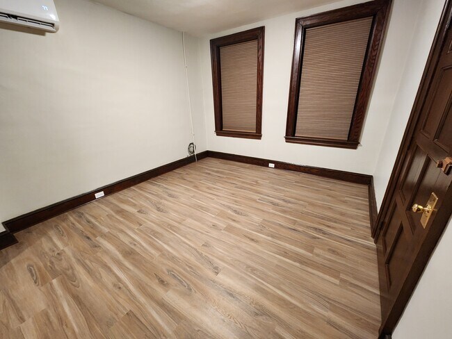 Foto del edificio - 723 N Lime St