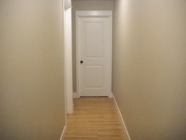 Foto del edificio - 5 Bedroom Duplex in University Area