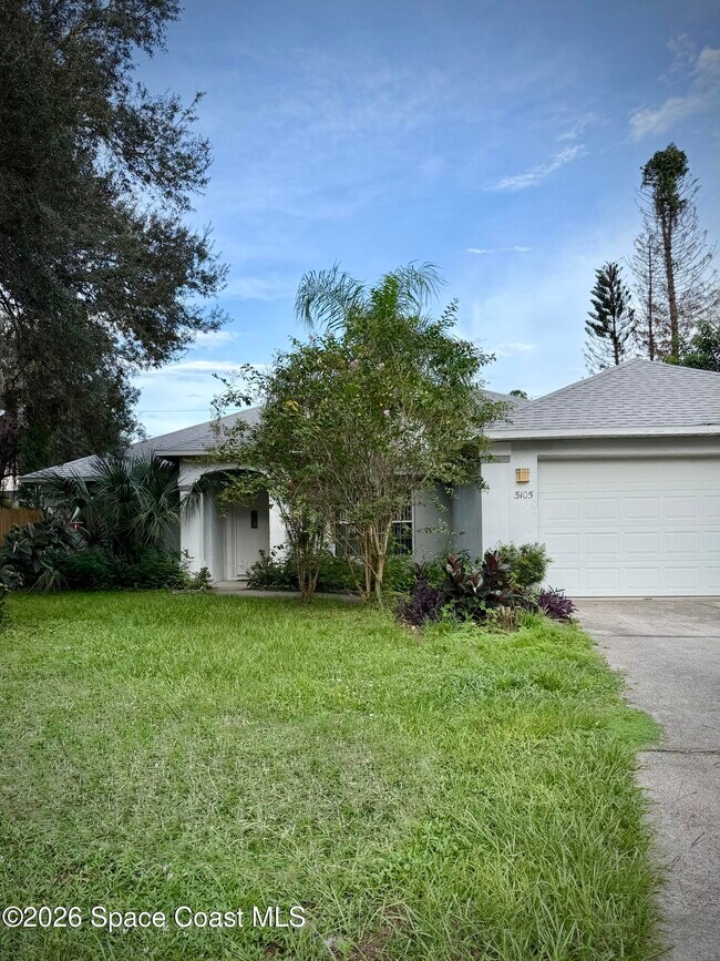 Foto del edificio - 5105 Walton Ave
