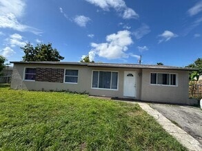 Building Photo - 6110 SW 16th St