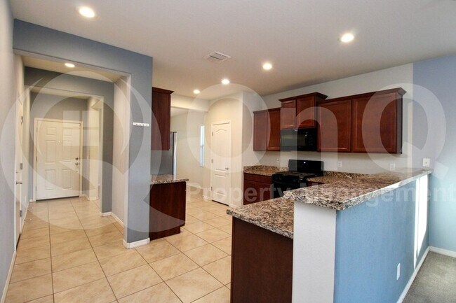 Building Photo - 7036 S 77th Ln