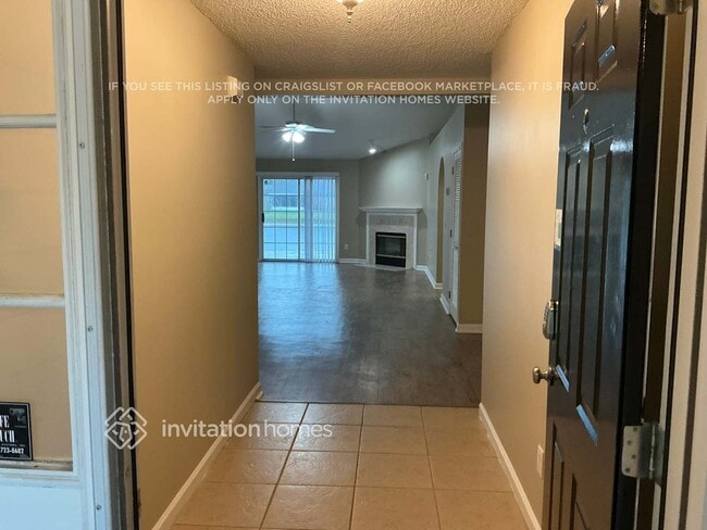 Building Photo - 7624 Fawn Lake Dr N