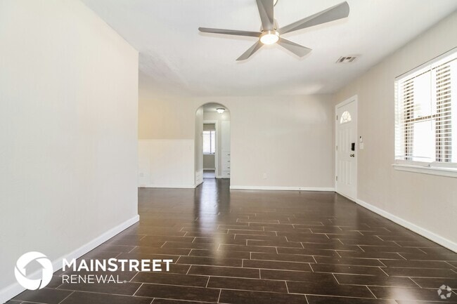 Building Photo - 1811 Westminster Pl