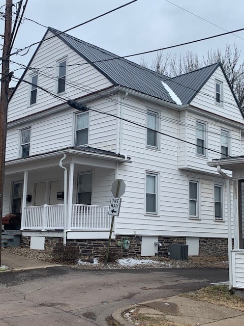 vista lateral - 433 West St