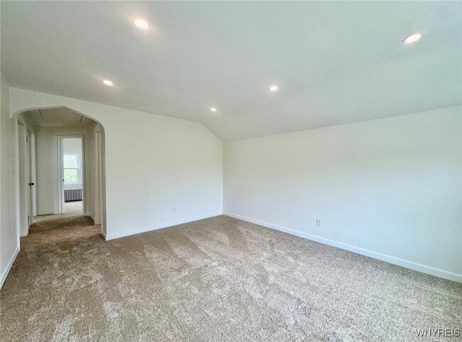 Building Photo - 268 Callodine Ave