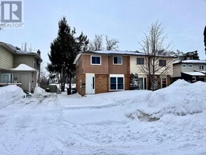 Building Photo - 11 Chaucer Crescent