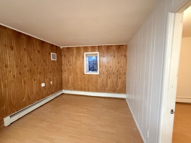 Foto del edificio - 612 College Rd