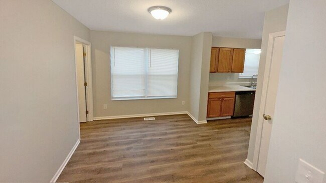Foto del edificio - 5016 Brice Meadow Dr