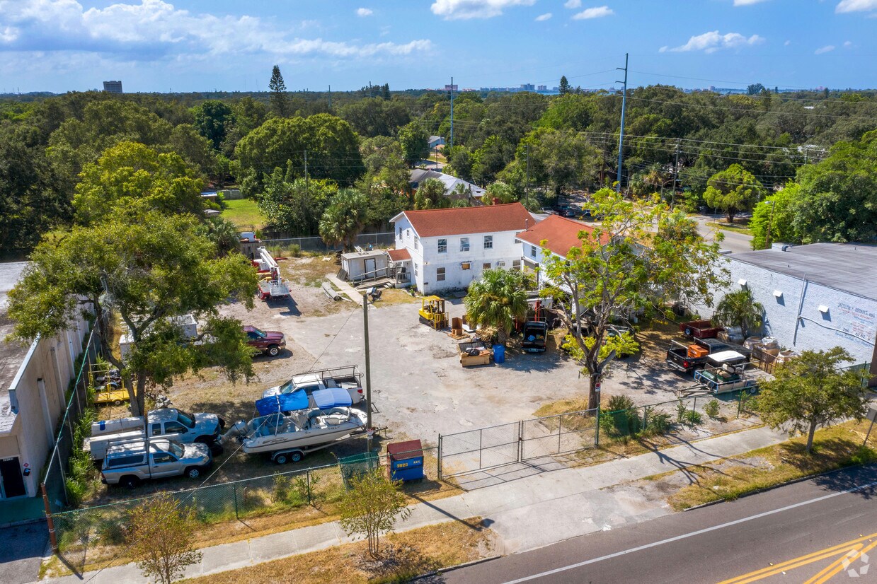 Aerial Photo - 3620 18th Ave S