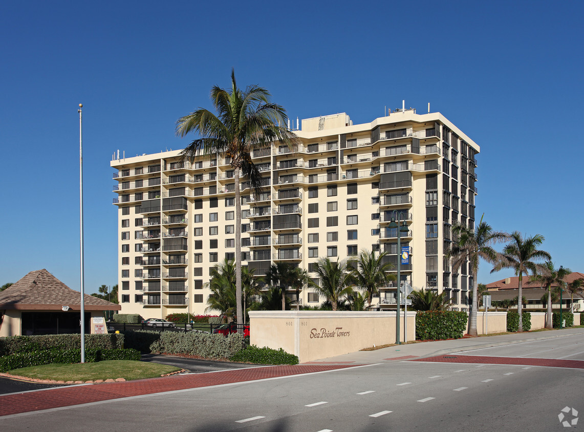 Primary Photo - Sea Pointe Towers