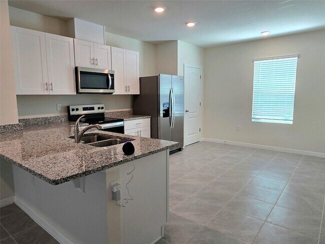 Foto del edificio - 2723 Golden Trout Ln