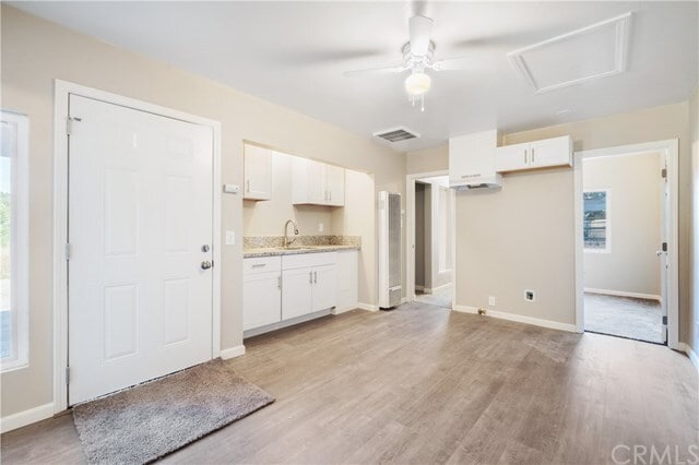 Building Photo - 24099 CA-74