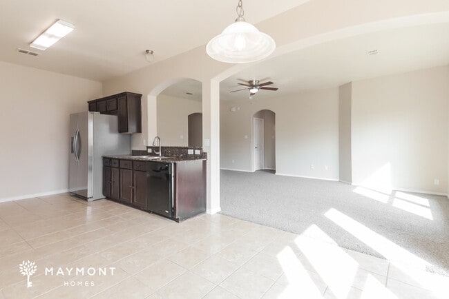 Building Photo - 122 Hamilton Dr