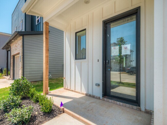 Foto del edificio - Beautiful New Construction Home in Edmond/Oklahoma City