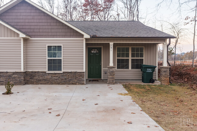 Building Photo - 275 Dobson Rd