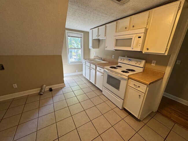 Foto del edificio - 1036 Park St