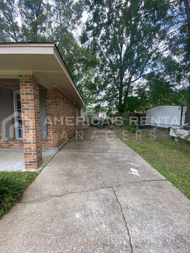 Foto del edificio - Home for rent in Montgomery!!! COMING SOON...
