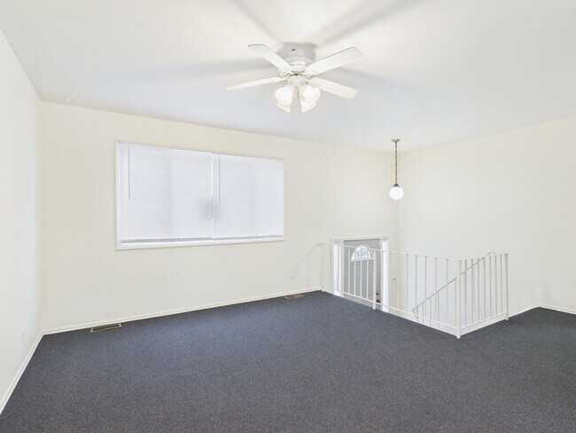Foto del edificio - 17681 Country Club Ln