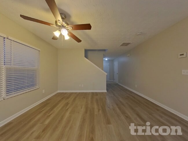 Foto del edificio - 186 Silver Fox Trail