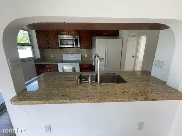 Foto del edificio - 3 br, 2 bath House - 1453 Plunkett St