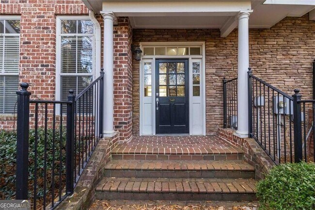 Foto del edificio - 5460 Glenridge View NE