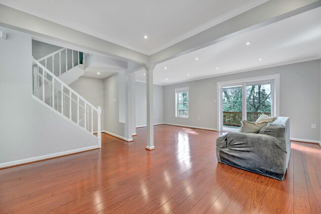 Photo - 7826 Mt Woodley Pl House