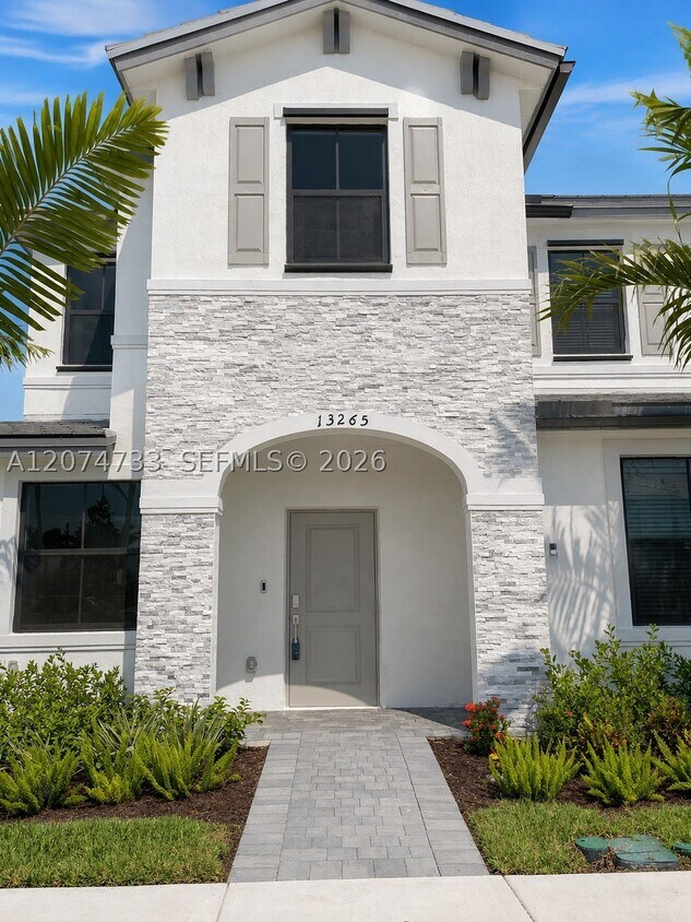 Foto del edificio - 13265 SW 285th St