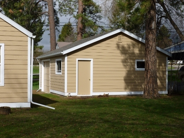 Building Photo - Cozy One Bed One Bath Close to Downtown CF...