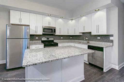 1344 West Barry n.º 2F Foto de la cocina - 1344 W. Barry Ave.