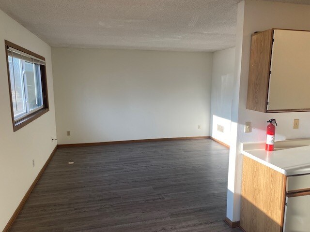 Living Room - 912 9th Ave SE