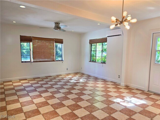 Foto del edificio - 1534 Avalon Pl