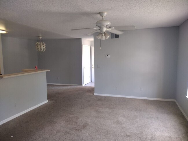 Building Photo - 1 bed / 1 bath on Central Park at Metrowest, Orlando
