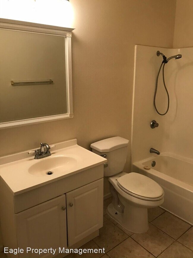 Building Photo - 4 br, 2 bath House - 9445 Williamette Way