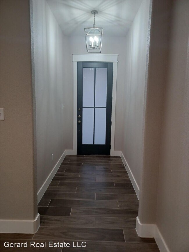Foto del edificio - 3 br, 2 bath House - 162 Jet Ranger Road