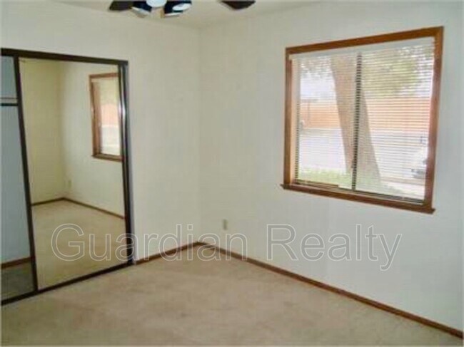 Foto del edificio - 6693 W Tropicana Ave