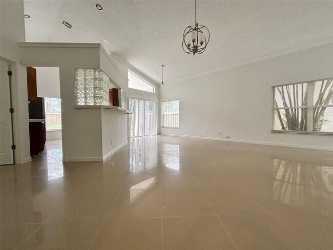 Foto del edificio - 2990 NW 68th Ave