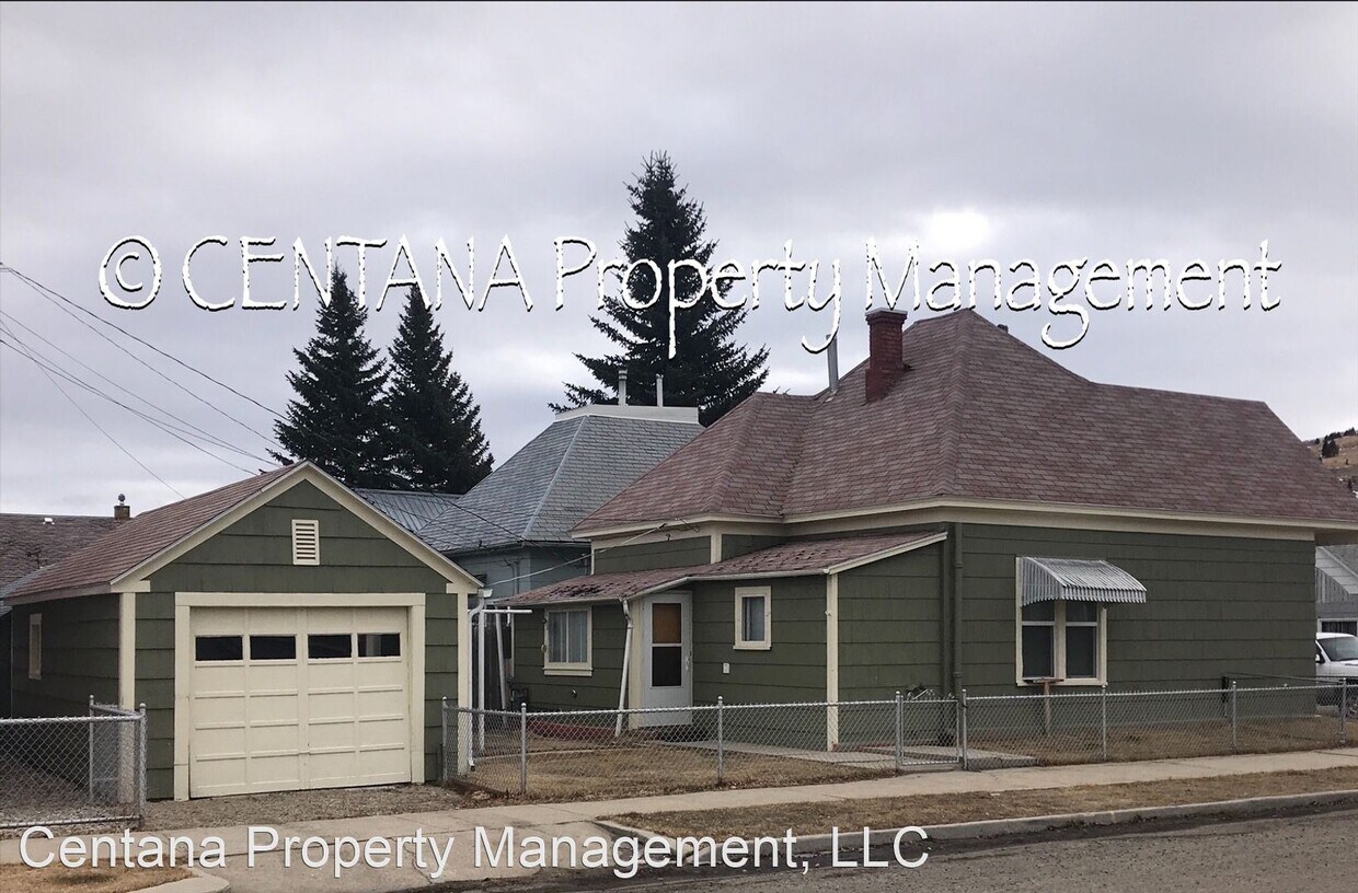 Primary Photo - 2 br, 1 bath House - 900 E. Fifth