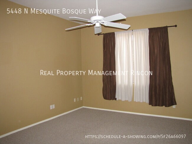 Foto del edificio - 5448 N Mesquite Bosque Way