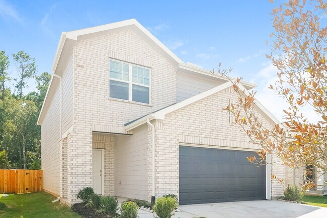 Building Photo - 15295 Abella Dr