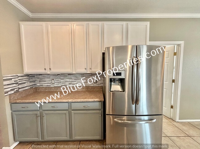 Building Photo - 13724 E Oxmoor Valley Dr