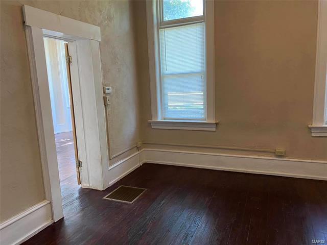 Foto del edificio - 511 N Illinois St