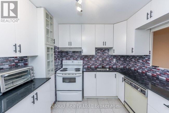 Building Photo - 2323 Confederation Pkwy