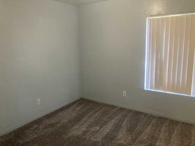 1025 N Madison St Unit 1025 N. Madison St., Stockton, CA 95202 - Room ...