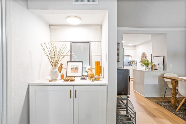 Foto del edificio - 7924 Royal Ln