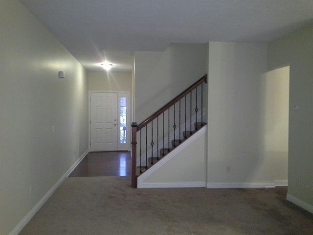 Foto del edificio - 4676 Trumhall Dr